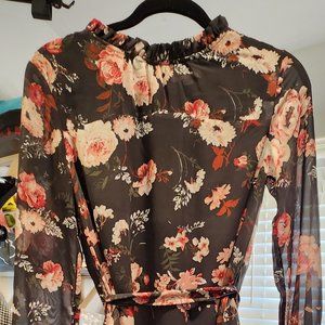 Long Sleeve LOFT floral dress in Size 0